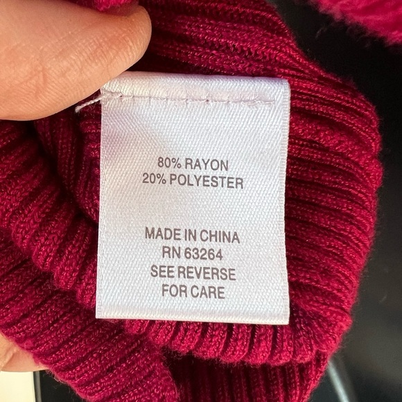cb Maroon Button Half Turtleneck Sweater Womens Sz L Fitted Lightweight Sweater - Picture 6 of 6